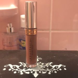 Anastasia lipstick in the color bittersweet